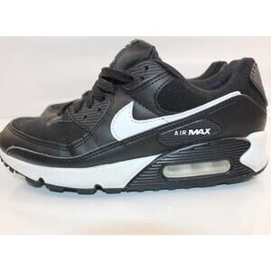 Nike Air Max 90 Women’s Black & White Sneakers – Size 9